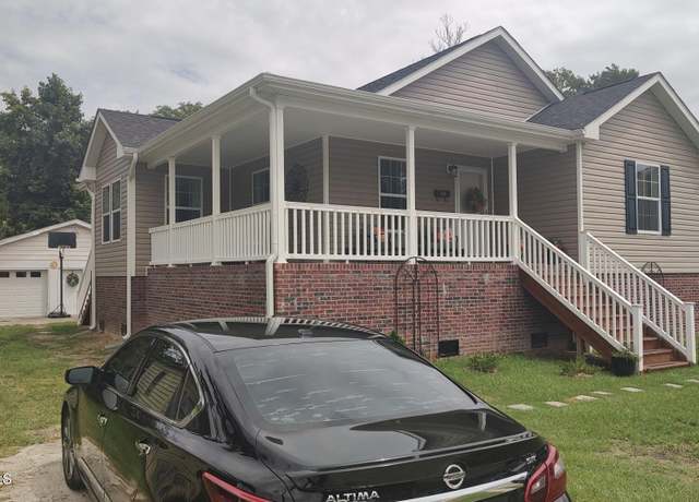 Property at 1614 Colonial Way, New Bern, NC 28560, 3 beds, 2 baths