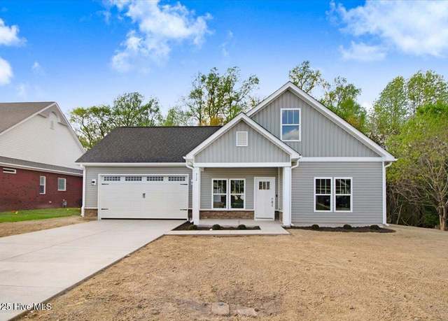 Property at 312 Kingston Cir, Goldsboro, NC 27530, 3 beds, 2.5 baths