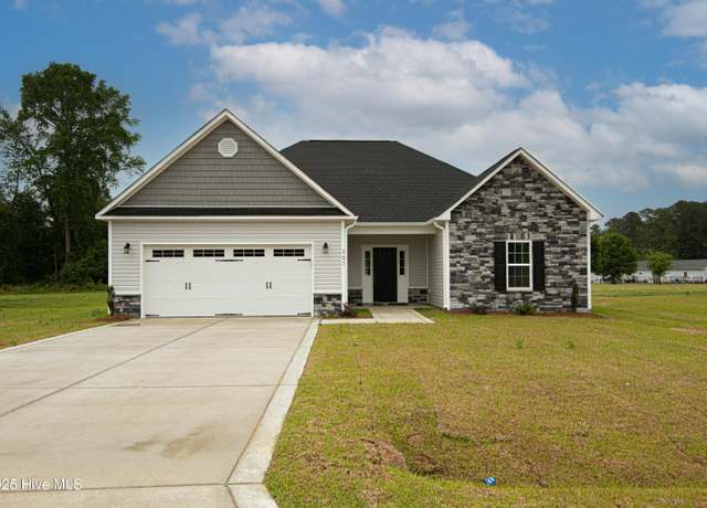 Property at 207 Talton Estates Dr, Pikeville, NC 27863, 3 beds, 2 baths