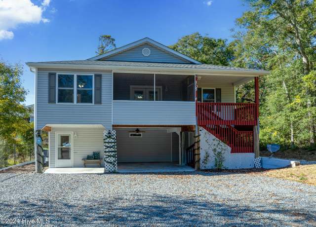 Property at 105 SE 15th St, Oak Island, NC 28465, 4 beds, 3 baths