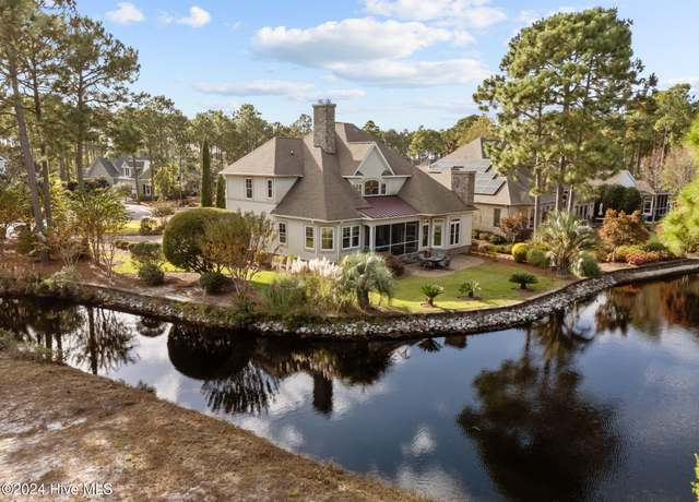 Property at 3816 Ridge Crest Dr, Southport, NC 28461, 4 beds, 3.5 baths