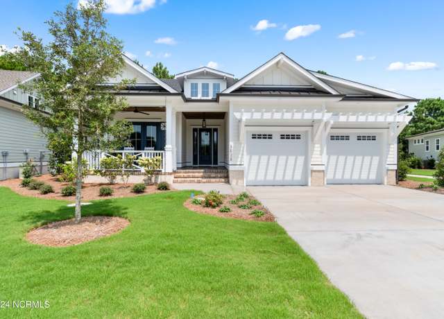 Property at 3828 Reserve Club Dr, Southport, NC 28461, 4 beds, 4 baths