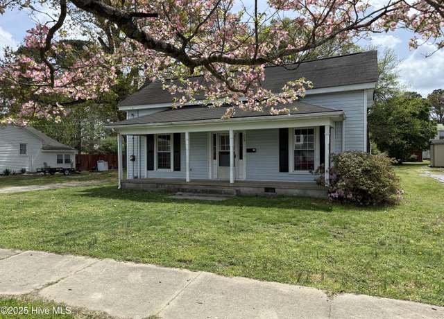 Property at 404 Second St, Ayden, NC 28513, 3 beds, 2 baths