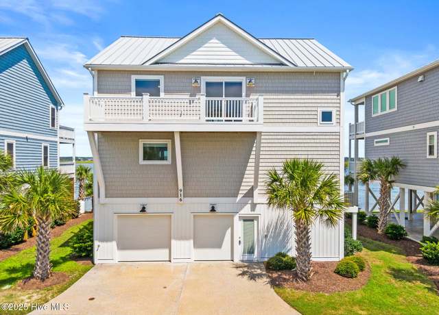 Property at 916 Bumble Bee Ln, Topsail Beach, NC 28445, 4 beds, 4.5 baths