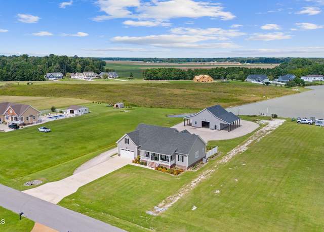 Property at 482 Pointe Vista Dr, Elizabeth City, NC 27909, 3 beds, 3.5 baths