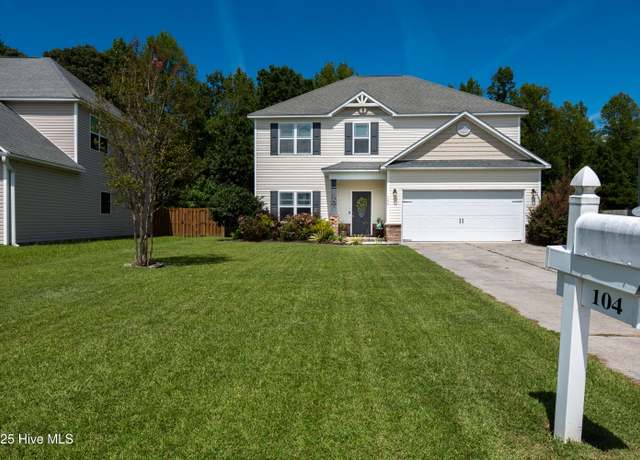 Property at 104 Long Pond Dr, Sneads Ferry, NC 28460, 4 beds, 2.5 baths