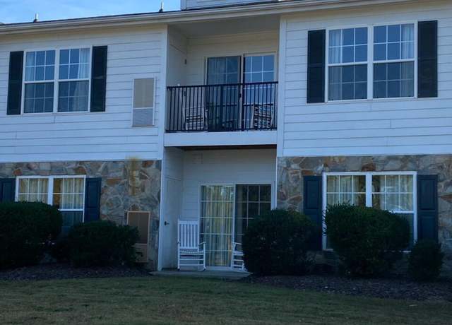 Property at 512 Little River Farm Blvd Unit B201, Carthage, NC 28327, 2 beds, 2 baths