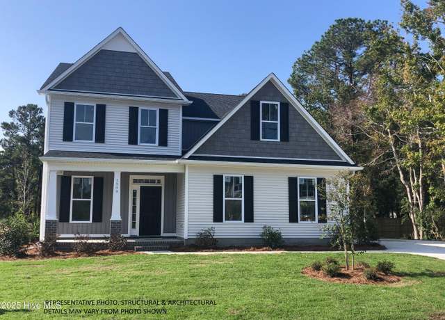 Property at 5 Sandtrap Dr, Shallotte, NC 28470, 4 beds, 3 baths