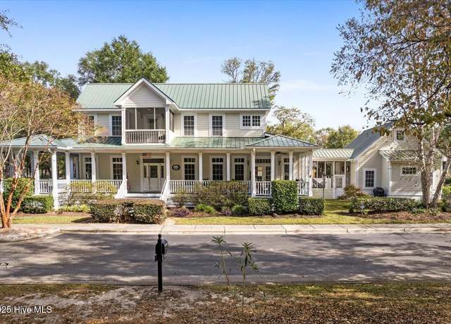 Property at 9218 Horseshoe Lake Rd SW, Calabash, NC 28467, 4 beds, 4.5 baths