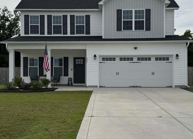 Property at 207 Village Creek Dr, Maysville, NC 28555, 4 beds, 2.5 baths
