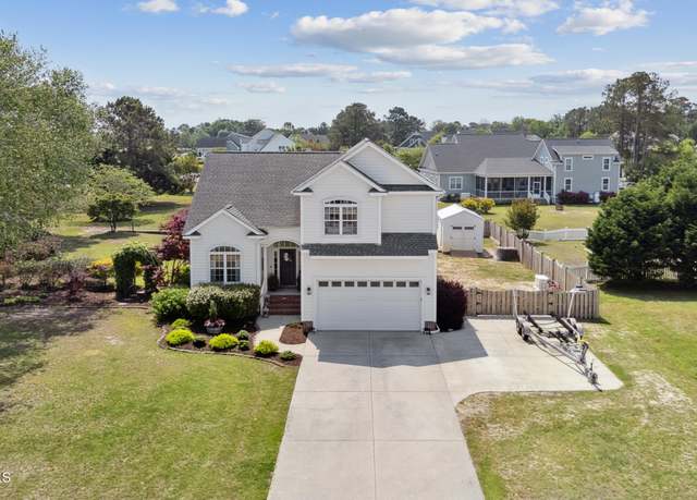 Property at 41 W Brenda Lee Dr, Hampstead, NC 28443, 3 beds, 2.5 baths