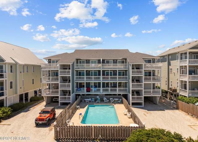 Property at 1308 Carolina Beach Ave N Unit 3a, Carolina Beach, NC 28428, 2 beds, 2 baths