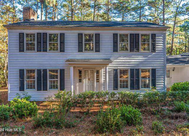 Property at 102 James Creek Rd, Southern Pines, NC 28387, 3 beds, 3 baths