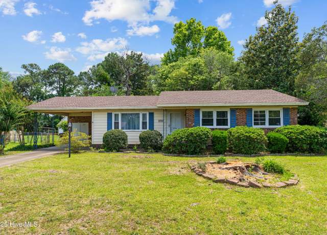Property at 525 Mohican Trl, Wilmington, NC 28409, 3 beds, 2 baths