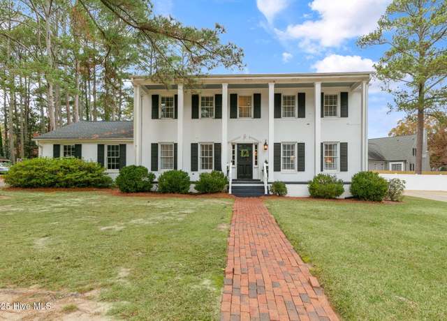 Property at 1115 Laurel Ln NW, Wilson, NC 27896, 5 beds, 3.5 baths