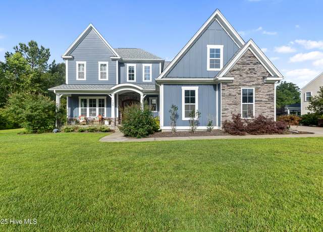 Property at 130 Iris Way, Hampstead, NC 28443, 4 beds, 3.5 baths
