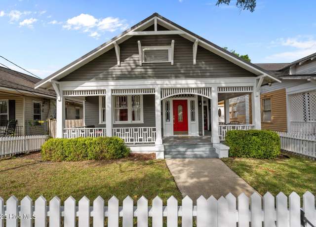 Property at 210 S 17th St, Wilmington, NC 28401, 3 beds, 2 baths