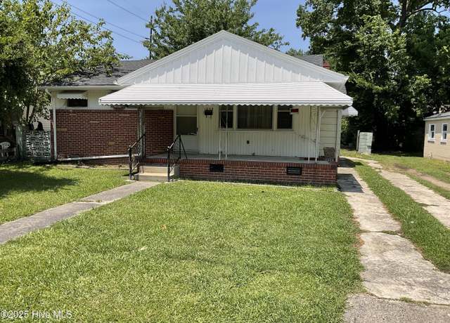 Property at 1004 Moore St, Rocky Mount, NC 27801, 2 beds, 1.5 baths