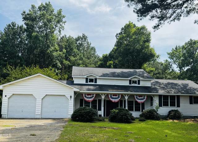 Property at 8001 W Main St, Williamston, NC 27892, 3 beds, 2 baths