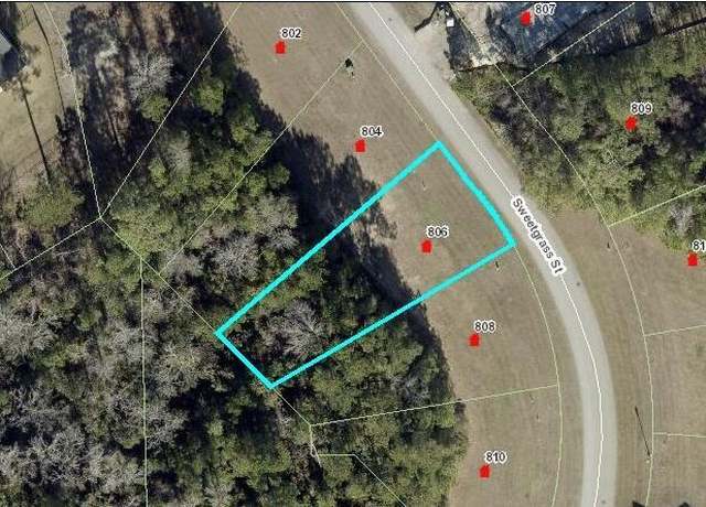 Property at 806 Sweetgrass St, Holly Ridge, NC 28445