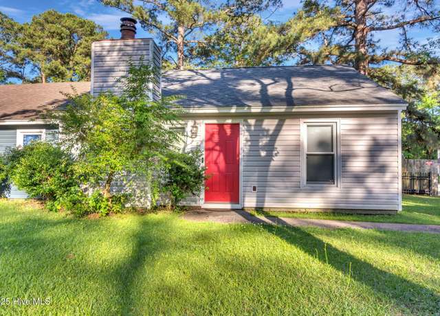 Property at 111 Corey Cir, Jacksonville, NC 28546, 2 beds, 1 bath