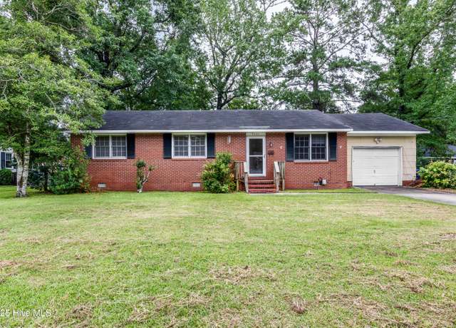 Property at 3007 Northwoods Dr, Jacksonville, NC 28540, 3 beds, 1.5 baths