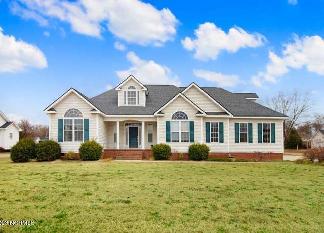 Property at 109 Callaway Ct, Goldsboro, NC, 3 beds, 2 baths