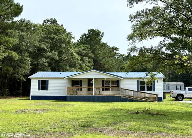 Property at 184 Hardison Rd, Holly Ridge, NC 28445, 3 beds, 2 baths