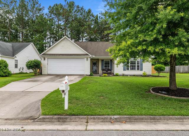 Property at 302 Fairmount Way, New Bern, NC 28562, 3 beds, 2 baths