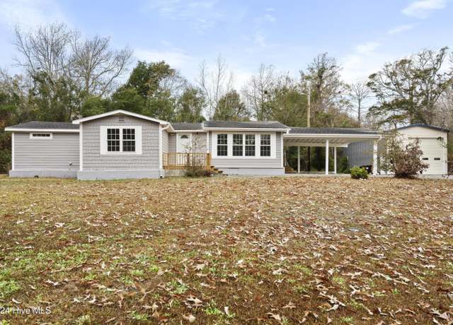 Property at 159 Tillett Ln, Sneads Ferry, NC 28460, 3 beds, 2 baths