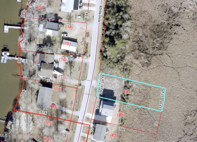 Property at 47 Riverside Dr, New Bern, NC 28560