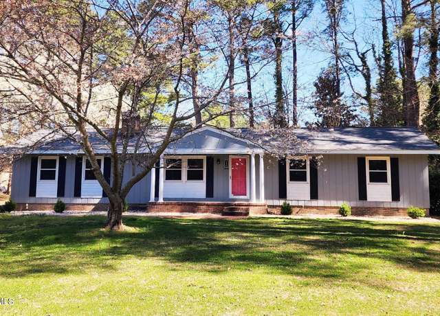 Property at 106 Hunters Trl E, Elizabeth City, NC 27909, 3 beds, 2.5 baths