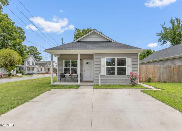 Property at 501 Roanoke Ave, Elizabeth City, NC 27909, 3 beds, 2 baths