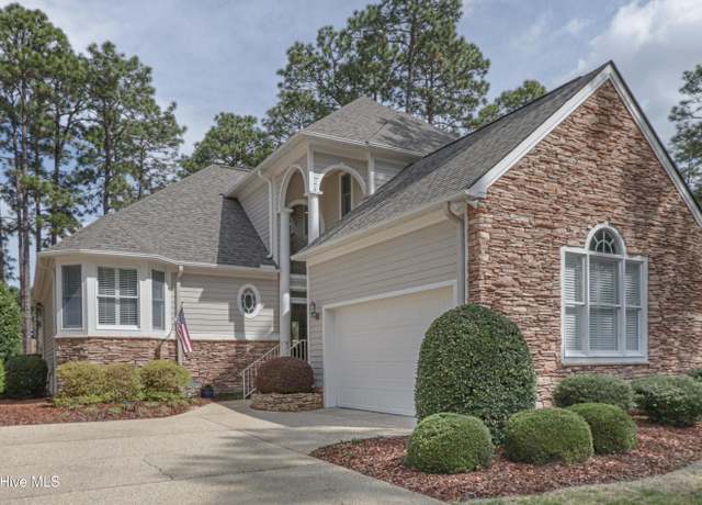 Property at 14 Dungarvan Ln, Pinehurst, NC 28374, 3 beds, 2.5 baths