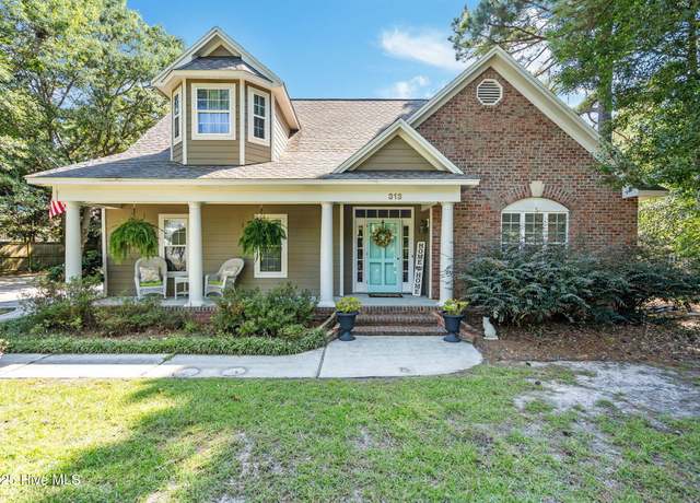 Property at 313 Harlandale Dr, Wilmington, NC 28411, 4 beds, 2.5 baths