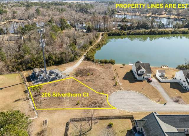 Property at 206 Silverthorn Ct, New Bern, NC 28560