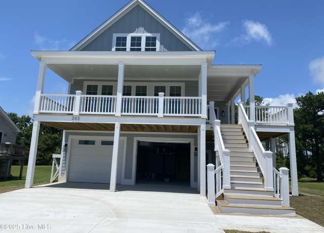 Property at 203 Gem Ct, Beaufort, NC 28516, 3 beds, 3.5 baths
