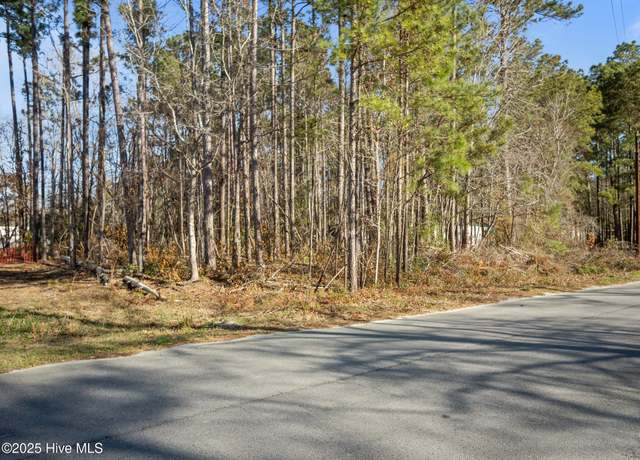 Property at 400 Stoneybrook Dr, Swansboro, NC 28584