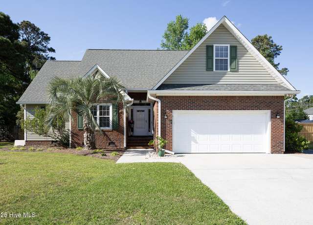 Property at 5304 Beretta Way, Wilmington, NC 28409, 4 beds, 2 baths
