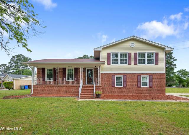 Property at 6602 Gristmill Rd, Fayetteville, NC 28314, 3 beds, 2.5 baths