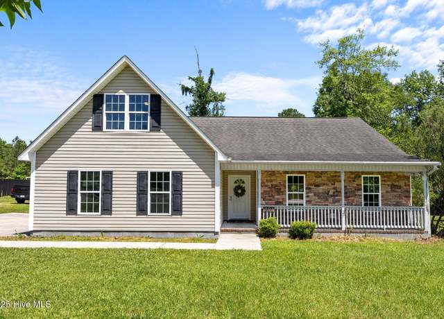 Property at 301 Haws Run Rd, Jacksonville, NC 28540, 3 beds, 2 baths