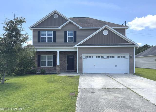 Property at 131 Cavalier Dr, Jacksonville, NC 28546, 4 beds, 2.5 baths