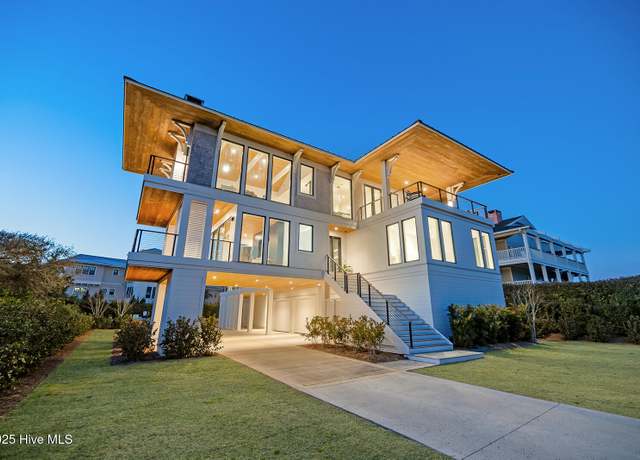 Property at 507 Beach Rd N, Wilmington, NC 28411, 5 beds, 6 baths