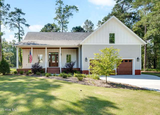 Property at 238 Sycamore Forest Dr, Wallace, NC 28466, 5 beds, 4.5 baths