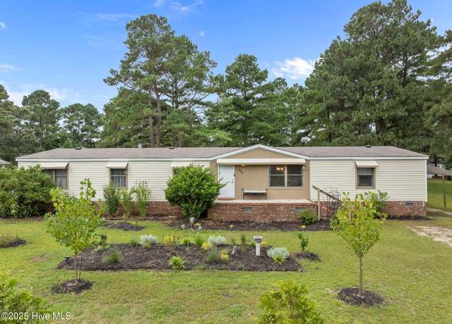 Property at 429 Vail Dr, Greenville, NC 27834, 3 beds, 2 baths