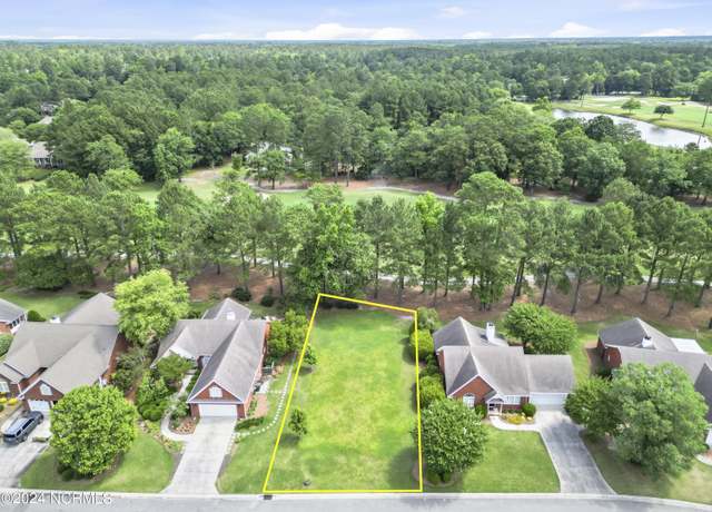 Property at 123 Candlewood Dr, Wallace, NC 28466
