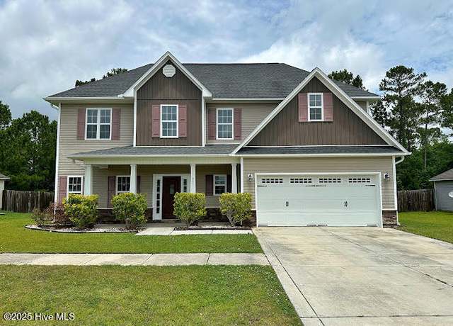 Property at 207 Riverstone Ct, Jacksonville, NC 28546, 4 beds, 2.5 baths