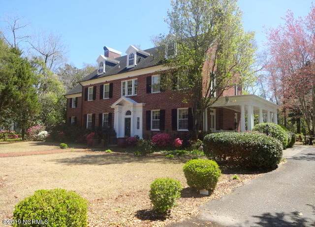 Property at 1704 Market St, Wilmington, NC 28403, 6 beds, 4.5 baths