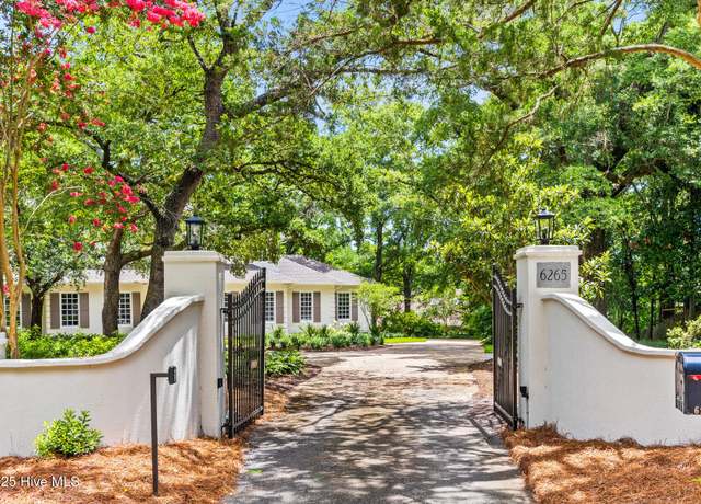 Property at 6265 Turtle Hall Dr, Wilmington, NC 28409, 5 beds, 3.5 baths