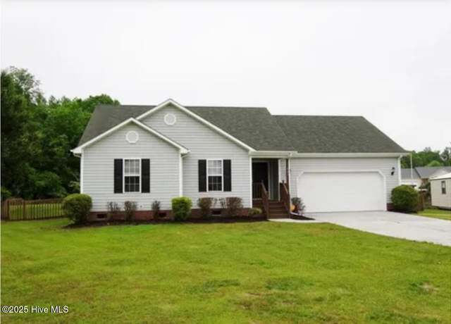 Property at 402 Kant Pl, Jacksonville, NC 28540, 3 beds, 2 baths